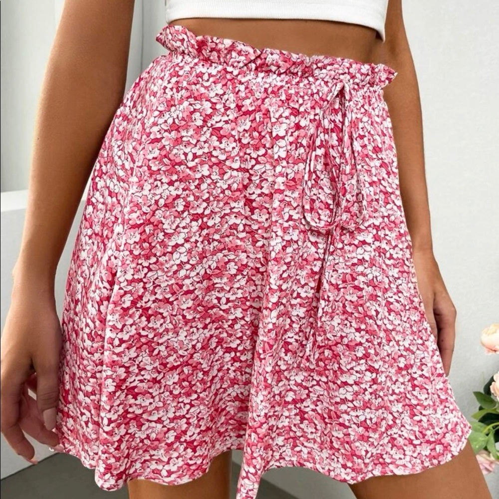 🌷Pink floral skirt🌷
